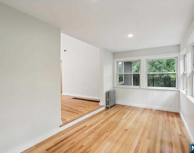 261 W Saddle River - Photo Thumbnail 35