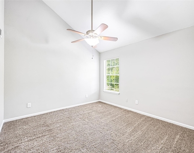 11710 Southlake Drive - Photo Thumbnail 13