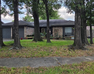 7010 Wyoma Trail - Photo Thumbnail 11