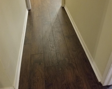 7010 Wyoma Trail - Photo Thumbnail 6
