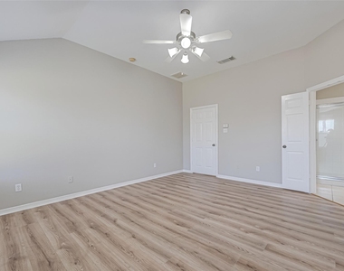 5602 Eagle Sky Boulevard - Photo Thumbnail 31