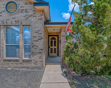 5602 Eagle Sky Boulevard - Photo Thumbnail 7