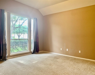 11210 Jadestone Creek Lane - Photo Thumbnail 2