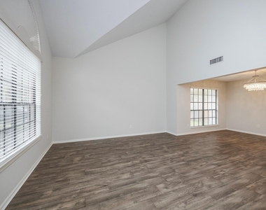 86 W Stony Bridge Circle - Photo Thumbnail 4