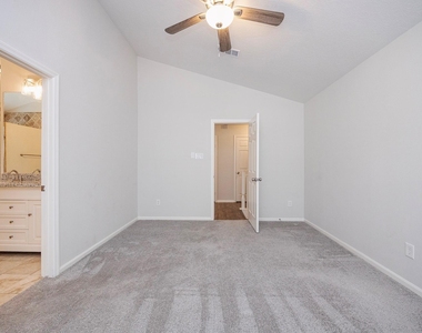 86 W Stony Bridge Circle - Photo Thumbnail 25