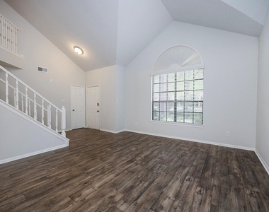 86 W Stony Bridge Circle - Photo Thumbnail 6