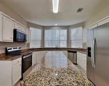 16015 Juniper Grove Drive - Photo Thumbnail 3