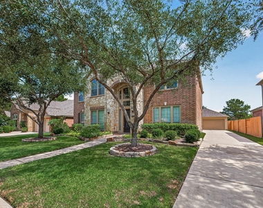 3927 Bowie Bend Lane - Photo Thumbnail 2