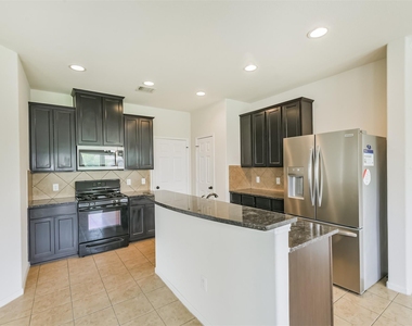 6643 Sharpstone Creek Lane - Photo Thumbnail 7