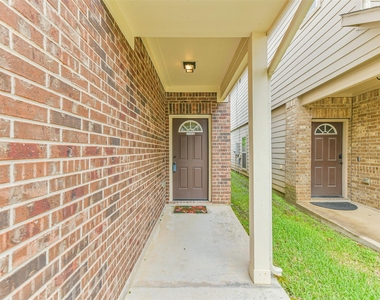 6643 Sharpstone Creek Lane - Photo Thumbnail 2