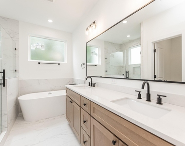 905 Quitman Street - Photo Thumbnail 21