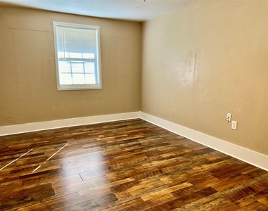 133 County Road 1028 - Photo Thumbnail 6