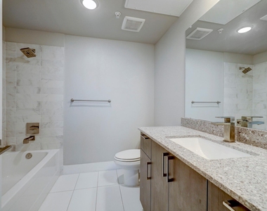 4819 Caroline Street - Photo Thumbnail 8