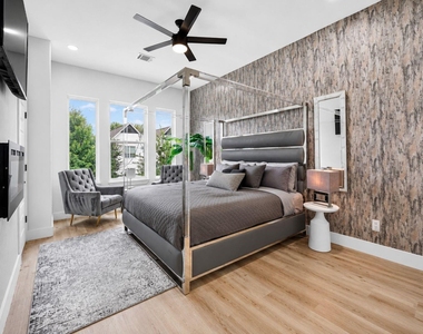 2208 Bleker Street - Photo Thumbnail 39