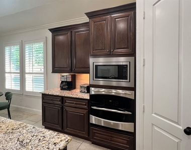 78 Lindenberry Circle - Photo Thumbnail 6