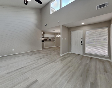 12015 Osage Park Drive - Photo Thumbnail 1