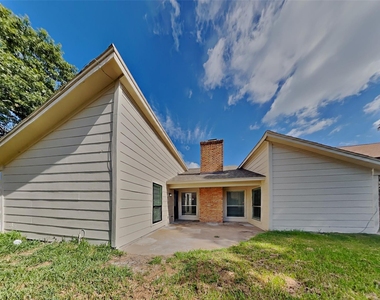 12015 Osage Park Drive - Photo Thumbnail 17