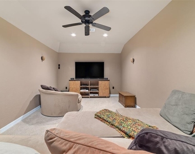 6215 Silver Thistle Lane - Photo Thumbnail 24