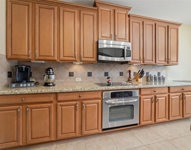 6215 Silver Thistle Lane - Photo Thumbnail 8