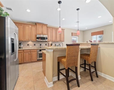6215 Silver Thistle Lane - Photo Thumbnail 11