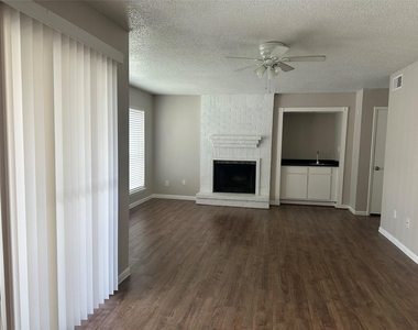 250 El Dorado Boulevard - Photo Thumbnail 1