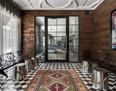 2700 Brazos Street - Photo Thumbnail 17