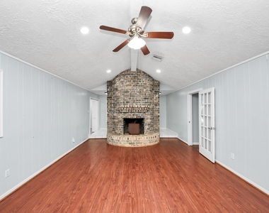 9607 Crail Drive - Photo Thumbnail 28