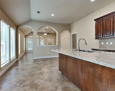 27407 Tracy Ridge Court - Photo Thumbnail 5