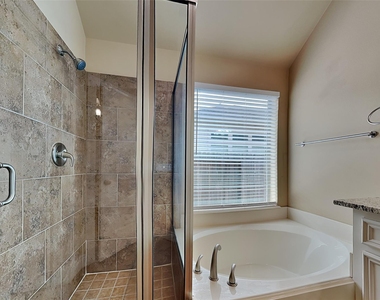 27407 Tracy Ridge Court - Photo Thumbnail 10