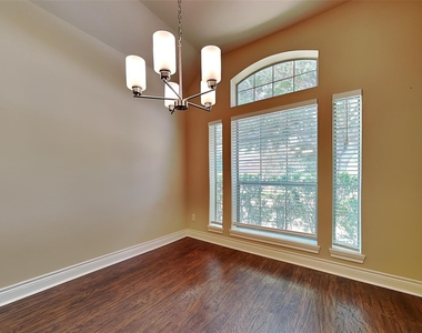 27407 Tracy Ridge Court - Photo Thumbnail 7