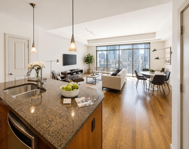 1400 Mckinney Street - Photo Thumbnail 1