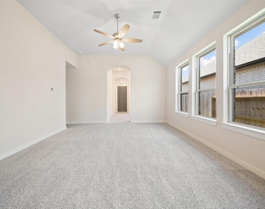 820 Sendero Trail - Photo Thumbnail 4