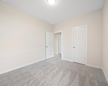 820 Sendero Trail - Photo Thumbnail 28