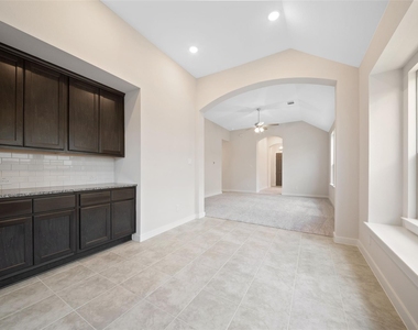 820 Sendero Trail - Photo Thumbnail 18