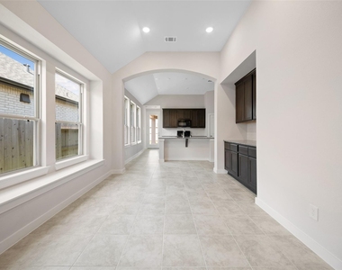 820 Sendero Trail - Photo Thumbnail 17