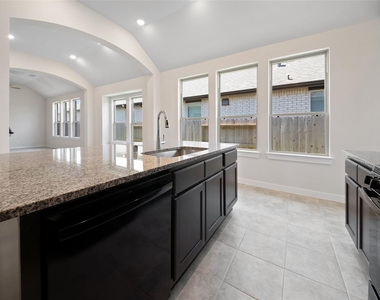 820 Sendero Trail - Photo Thumbnail 11