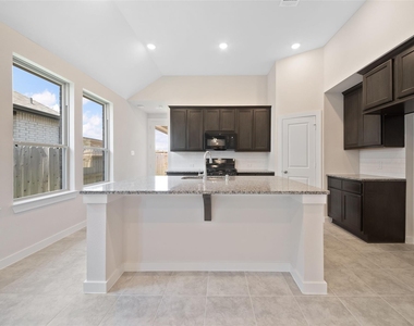 820 Sendero Trail - Photo Thumbnail 12