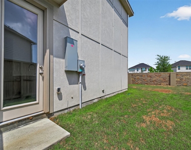 5607 Foggy Vine Court - Photo Thumbnail 42