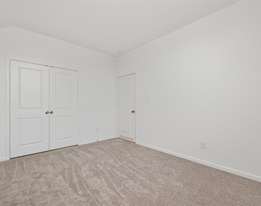 5607 Foggy Vine Court - Photo Thumbnail 30