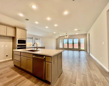 1351 Park Path Drive - Photo Thumbnail 1