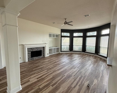 11602 Canyon Mills Drive - Photo Thumbnail 3