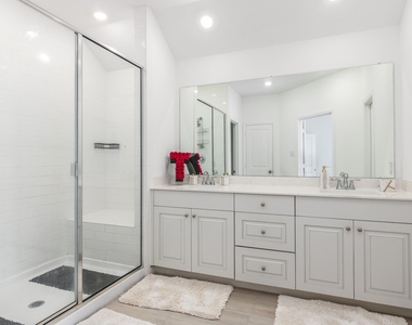 5127 Blessing Drive - Photo Thumbnail 13