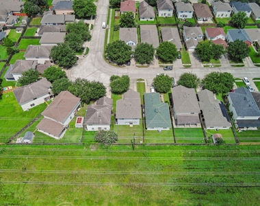 15027 Sunset Creek Drive - Photo Thumbnail 26