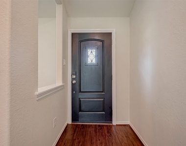 25911 Rustical Road - Photo Thumbnail 5