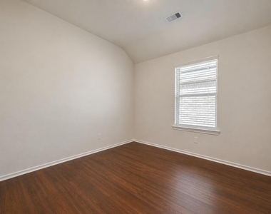 25911 Rustical Road - Photo Thumbnail 23