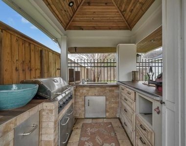 28251 Nancy Lane - Photo Thumbnail 13