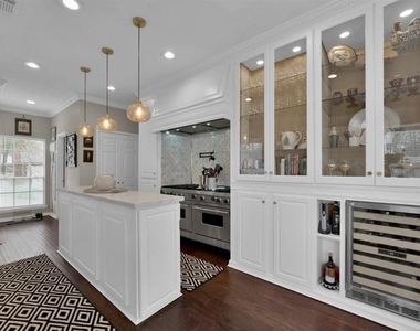 28251 Nancy Lane - Photo Thumbnail 7