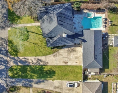 28251 Nancy Lane - Photo Thumbnail 2