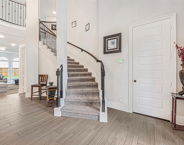2714 Ahnya Lane - Photo Thumbnail 3