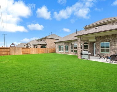 2714 Ahnya Lane - Photo Thumbnail 35